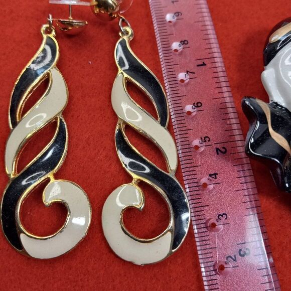 Clown Brooch Clip/Pierced Black and Gold Enamel Earrings - Picture 3 of 9